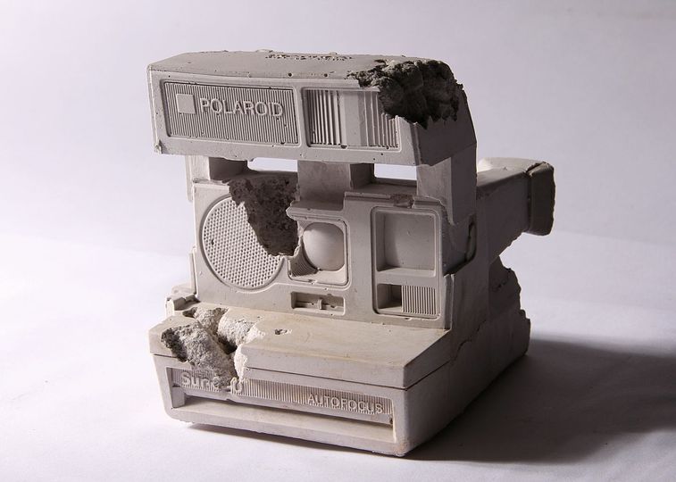 The 2015 best of penccil: New York based artist Daniel Arsham works with the transience of symbols of technology and how it captures - and loses - human hopes and aspirations. In the seventies, Polaroid cameras embodied the forefront of innovation. In 2001, Polaroid went bankrupt. 

http://www.penccil.com/gallery.php?p=813865507337